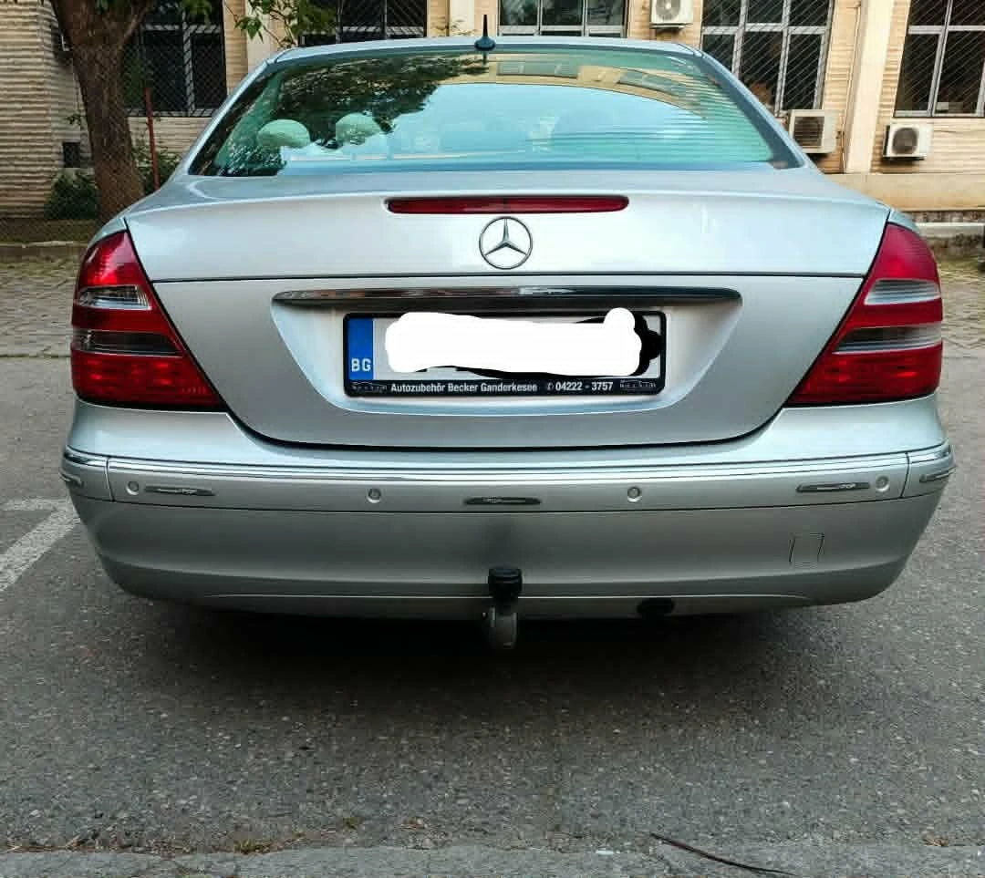 Mercedes-Benz E 200, снимка 6 - Автомобили и джипове - 54647204