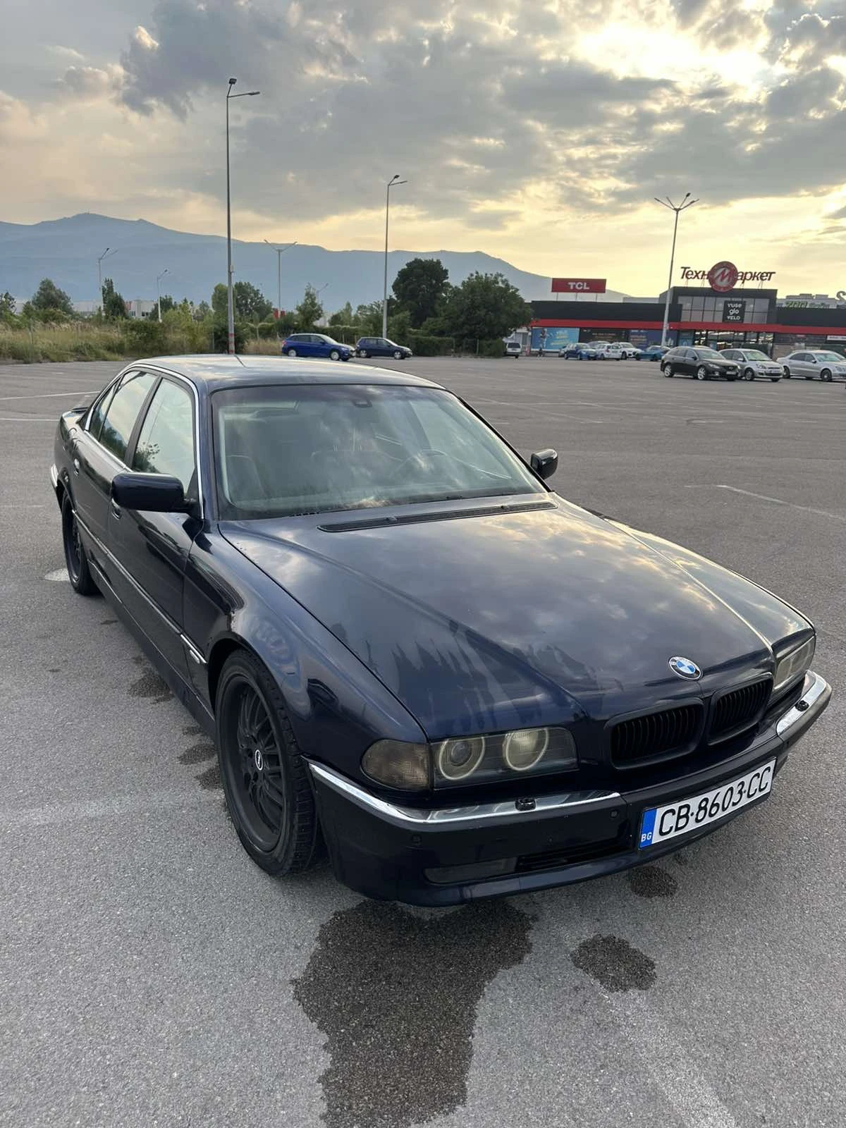 BMW 740