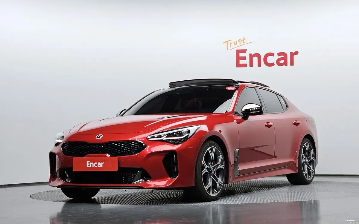 Kia Stinger HeadsUp* Lane Assist* Обдух/Подгрев * 360* Задно