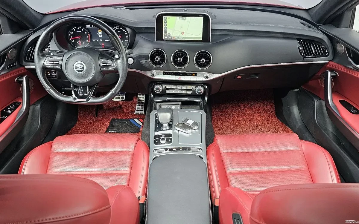 Kia Stinger HeadsUp* Lane Assist* Обдух/Подгрев * 360* Задно, снимка 6 - Автомобили и джипове - 54726892