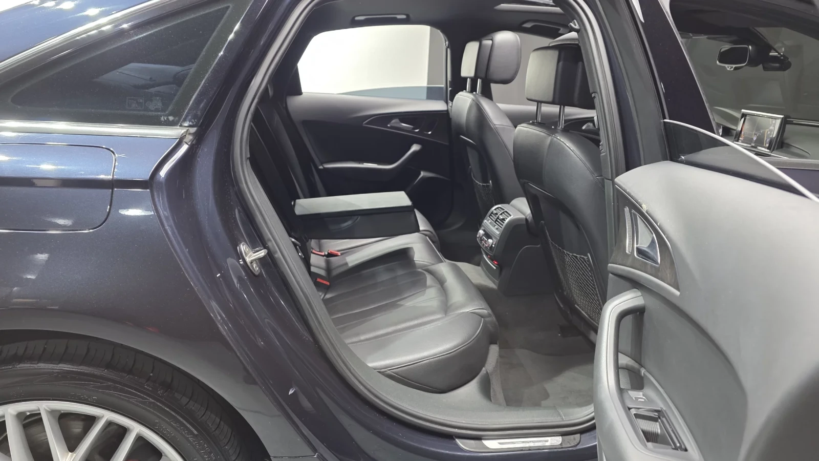 Audi A6 40TFSI PRESTIGE! HEAD-UP. PANO. ������ | Mobile.bg � ����������� 12