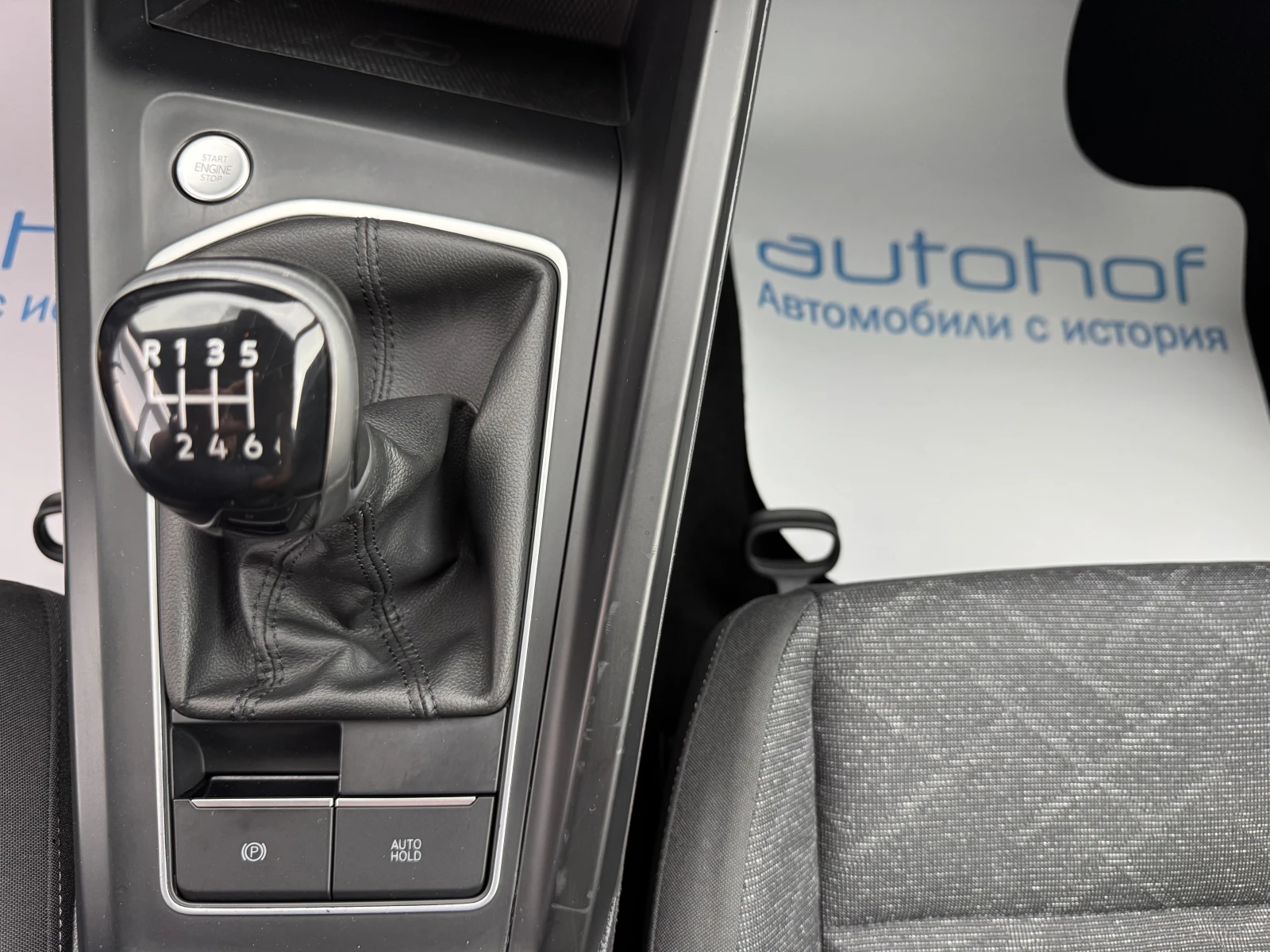 VW Golf LIFE/2.0TDI/116K.C/6МТ, снимка 16 - Автомобили и джипове - 55325371