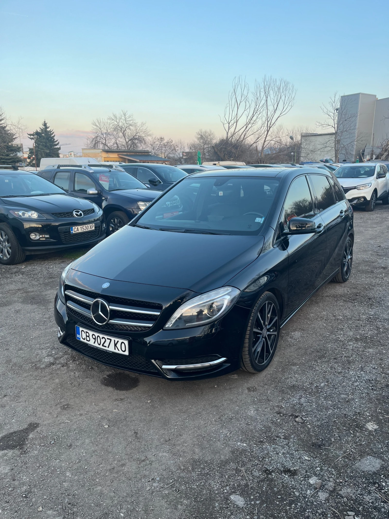 Mercedes-Benz B 200 FULL AMG