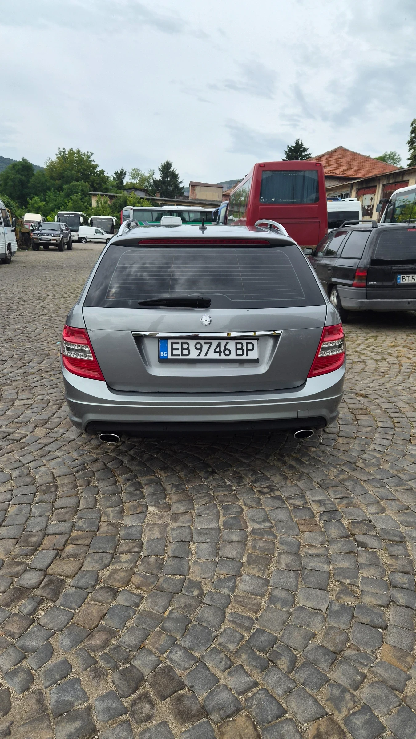 Mercedes-Benz C 320 4 MATIC, снимка 4 - Автомобили и джипове - 55429669
