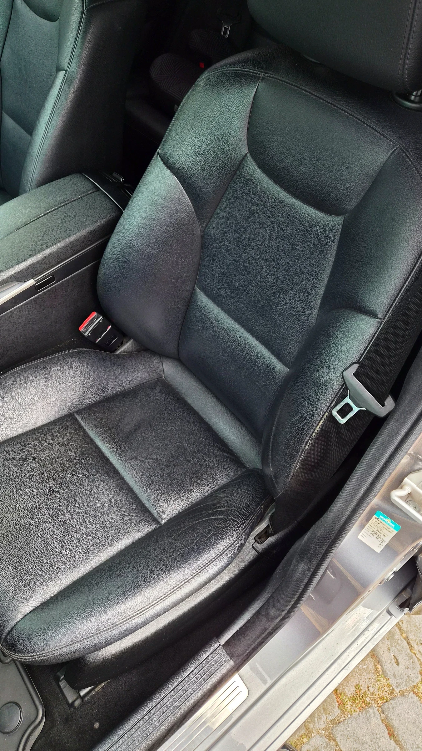 Mercedes-Benz C 320 4 MATIC, снимка 12 - Автомобили и джипове - 55429669