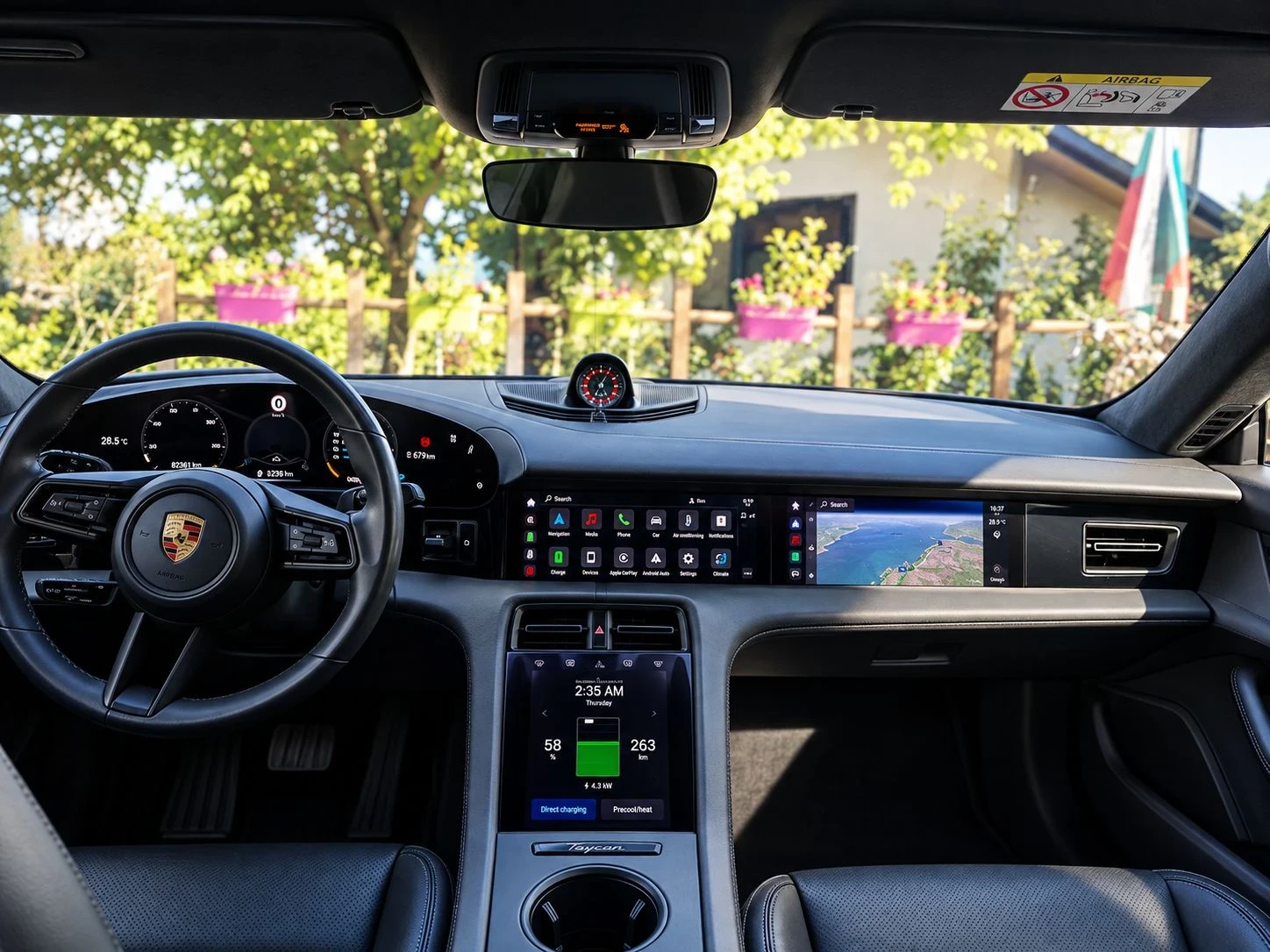 Porsche Taycan, снимка 3 - Автомобили и джипове - 56060614
