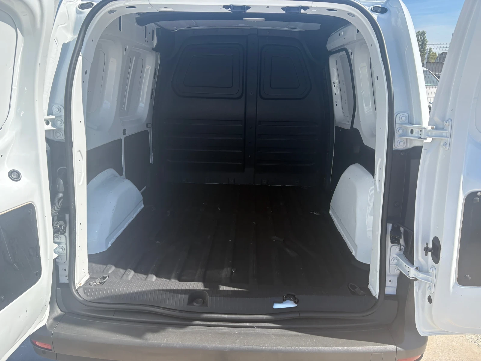 Mercedes-Benz Citan 15.cdi-Klima, снимка 9 - Автомобили и джипове - 56372638