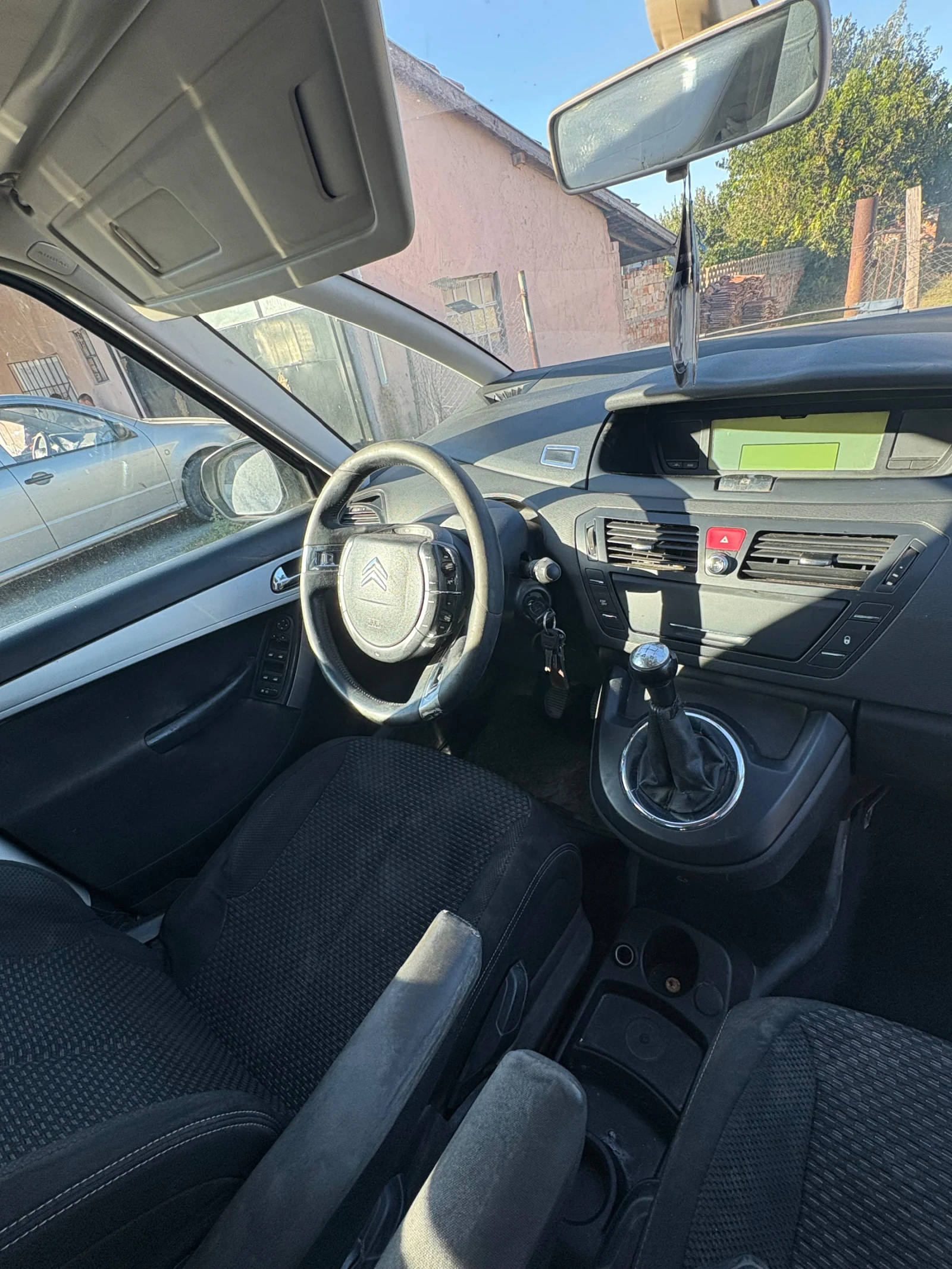 Citroen C4 Picasso, снимка 3 - Автомобили и джипове - 56413537