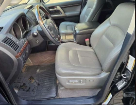 Toyota Land cruiser v8 5, 7 gaz, снимка 13