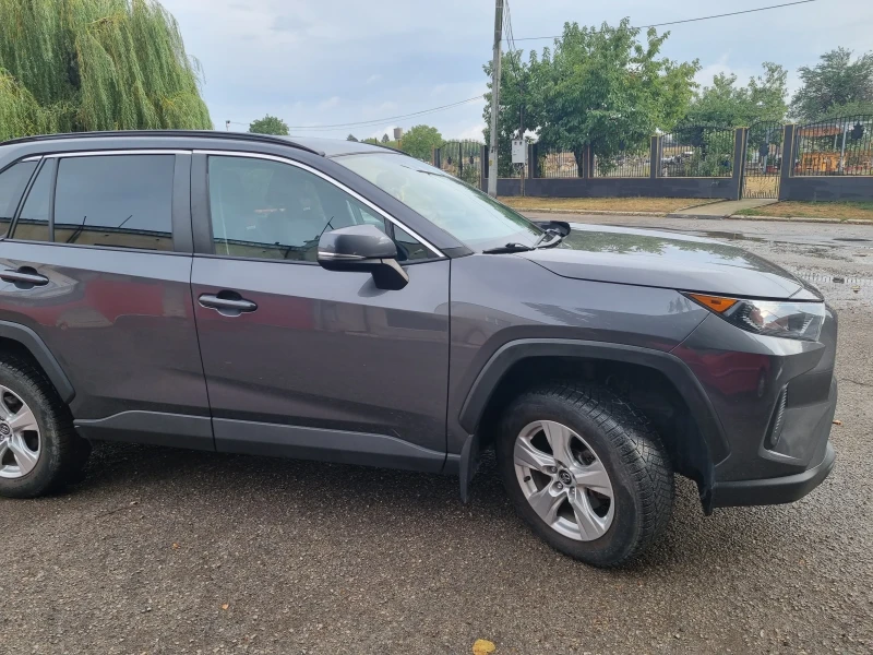 Toyota Rav4 LE, снимка 7 - Автомобили и джипове - 47647803