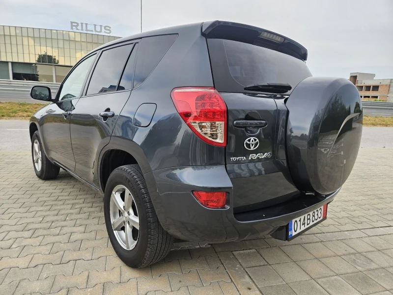 Toyota Rav4 2.0i AUTOMATIC 4X4 swiss edition , снимка 2 - Автомобили и джипове - 47445853