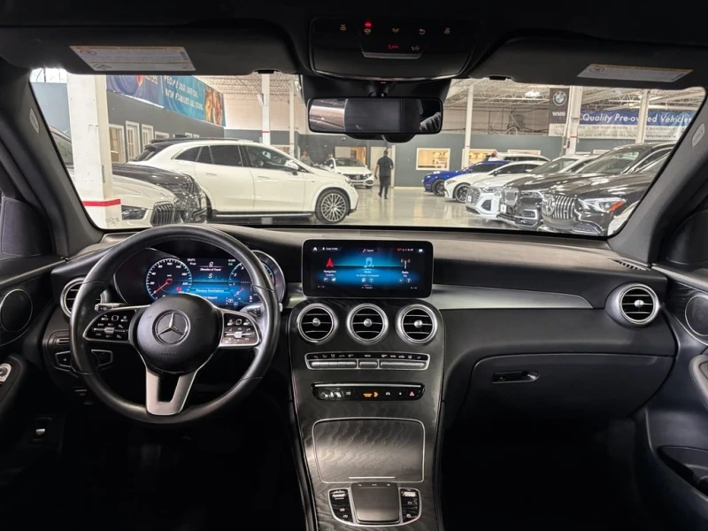 Mercedes-Benz GLC * GLC300| 4MATIC| AMGPKG| WOOD| LEATHER| DUALSUNRO, снимка 9 - Автомобили и джипове - 52868573