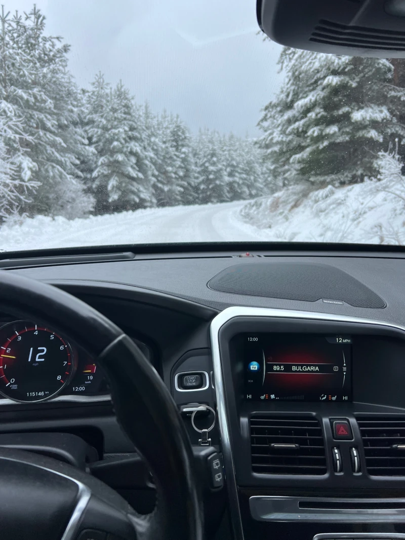 Volvo XC60, снимка 9 - Автомобили и джипове - 53238452