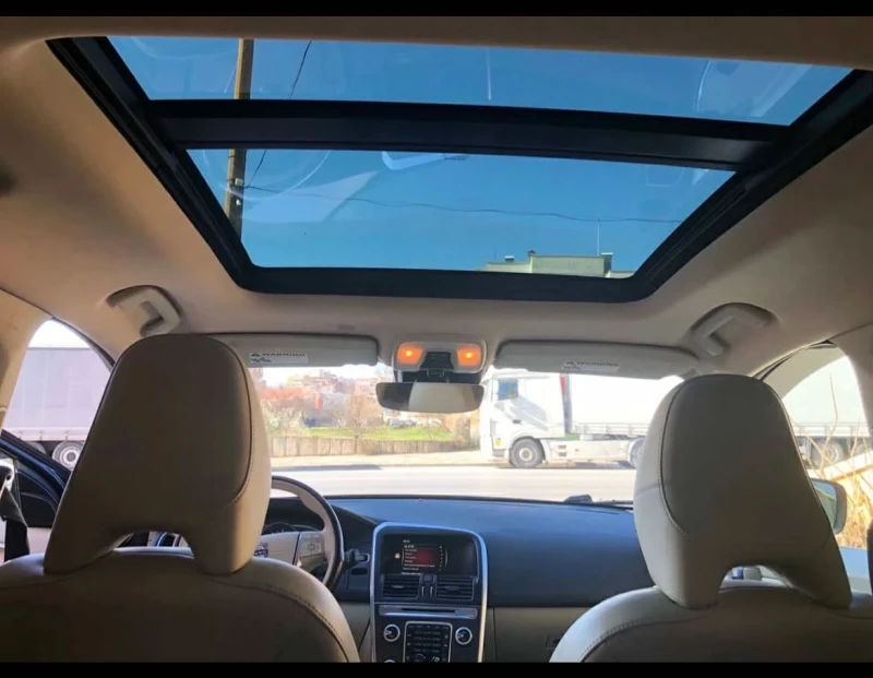 Volvo XC60, снимка 11 - Автомобили и джипове - 53238452