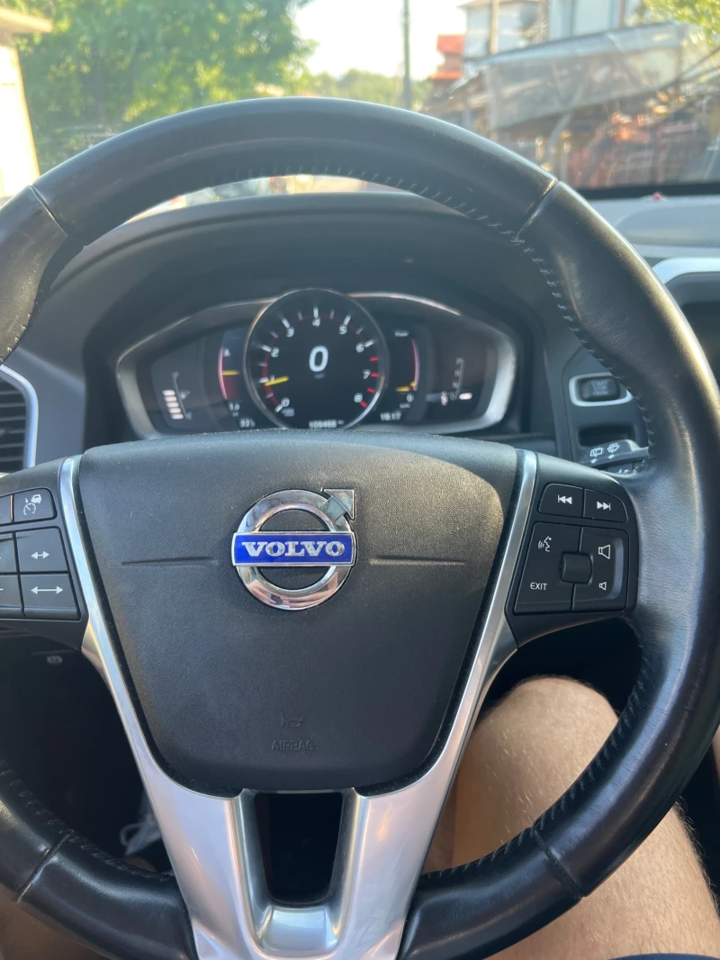 Volvo XC60, снимка 10 - Автомобили и джипове - 53238452