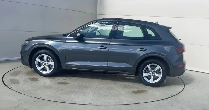 Audi Q5, снимка 2 - Автомобили и джипове - 53350589