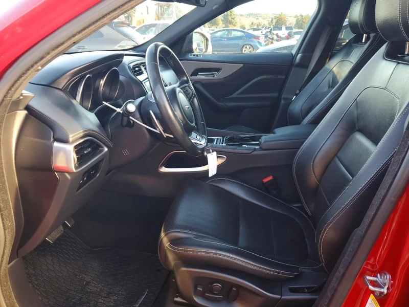 Jaguar F-PACE * S* PANORAMA* КОЖА* LED* , снимка 7 - Автомобили и джипове - 53477033