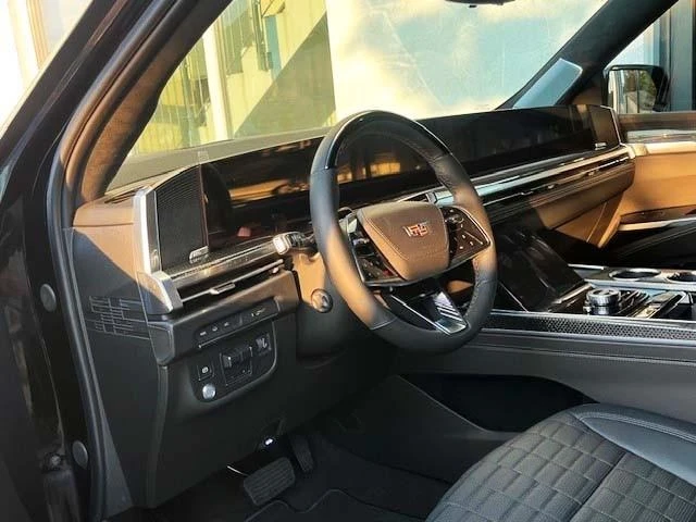 Cadillac Escalade 6.2 V8/NEW MODEL/SPORT PLATINUM/EXECUTIVE LOUNGE/ - изображение 7