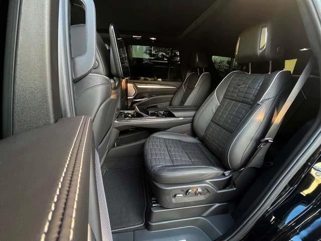 Cadillac Escalade 6.2 V8/NEW MODEL/SPORT PLATINUM/EXECUTIVE LOUNGE/ - изображение 8