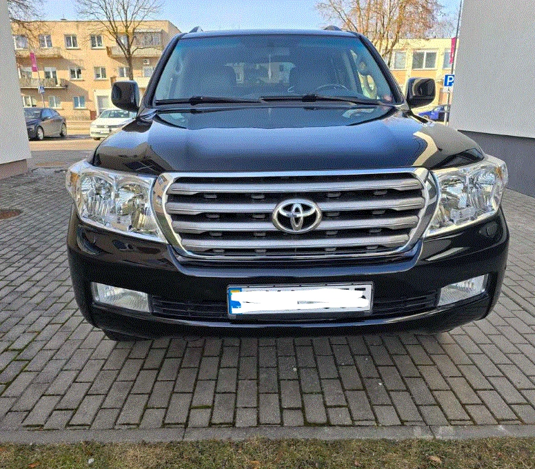 Toyota Land cruiser v8 5, 7 gaz, снимка 3 - Автомобили и джипове - 53865854