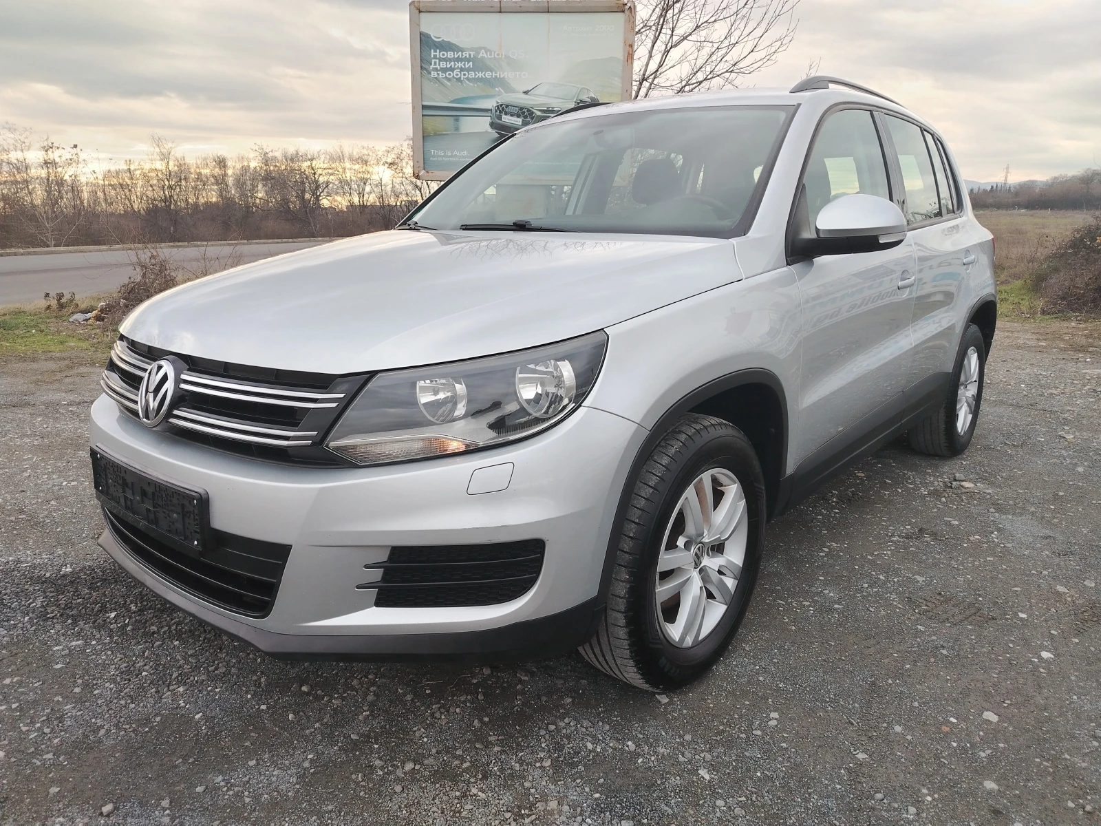 VW Tiguan 2.0-140 КС 4MOTION, 6СК, NAVI, снимка 1