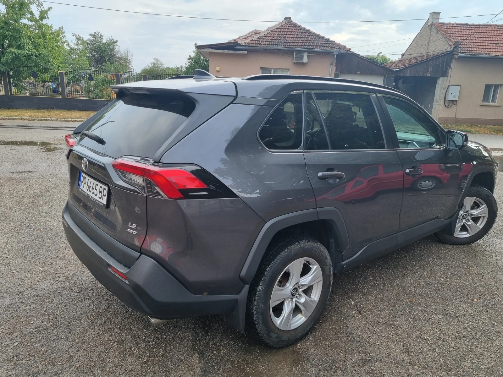 Toyota Rav4 LE - изображение 6