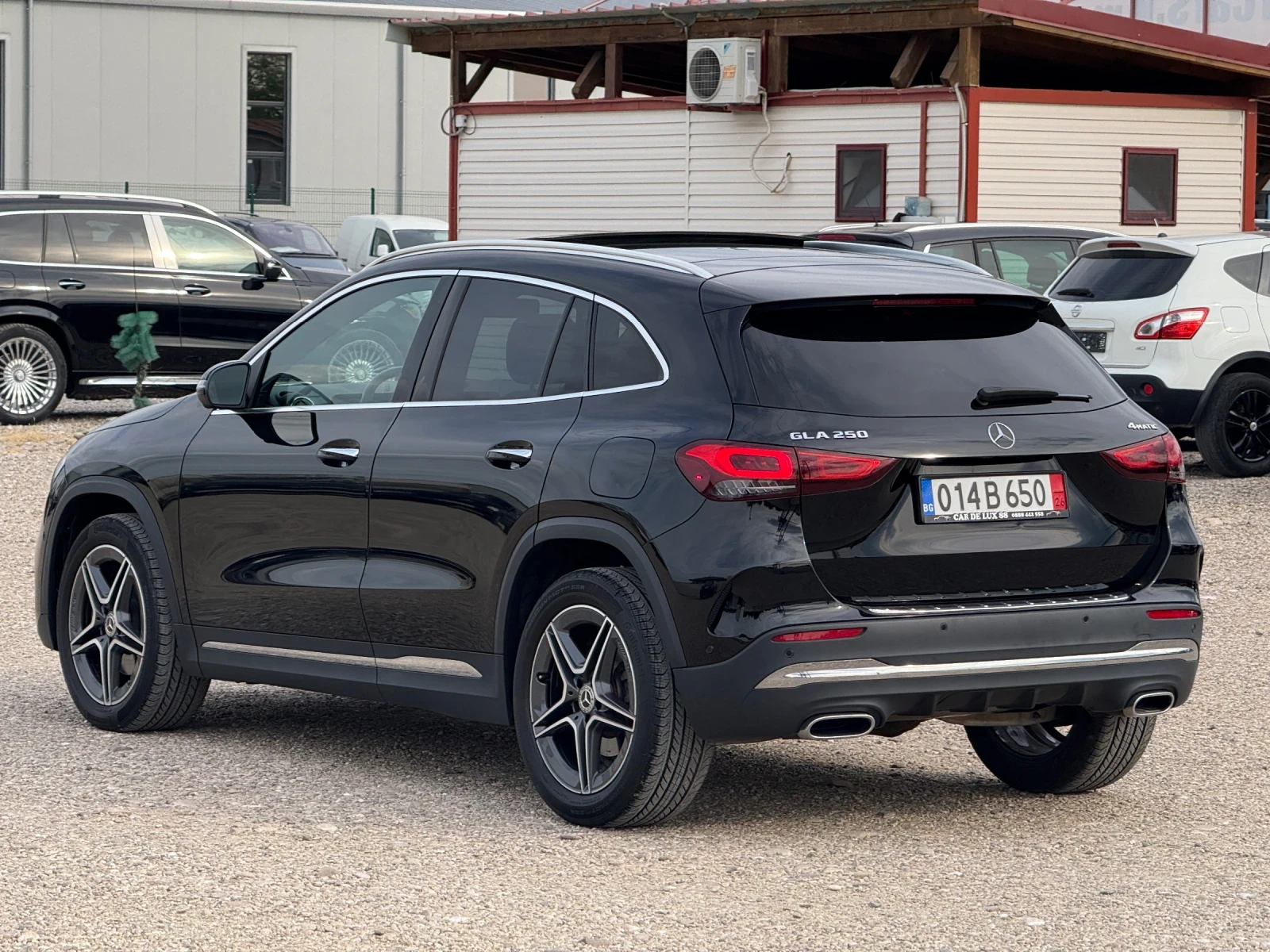 Mercedes-Benz GLA 250 4matic, AMG - изображение 8