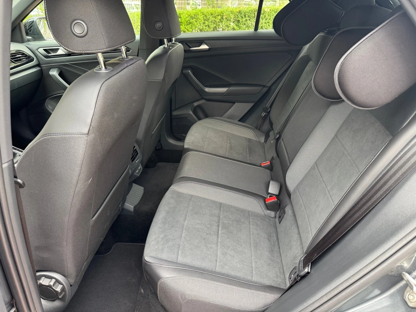 VW T-Roc VW T- Roc Style 1.5 TSI OPF DSG | Mobile.bg � ����������� 11