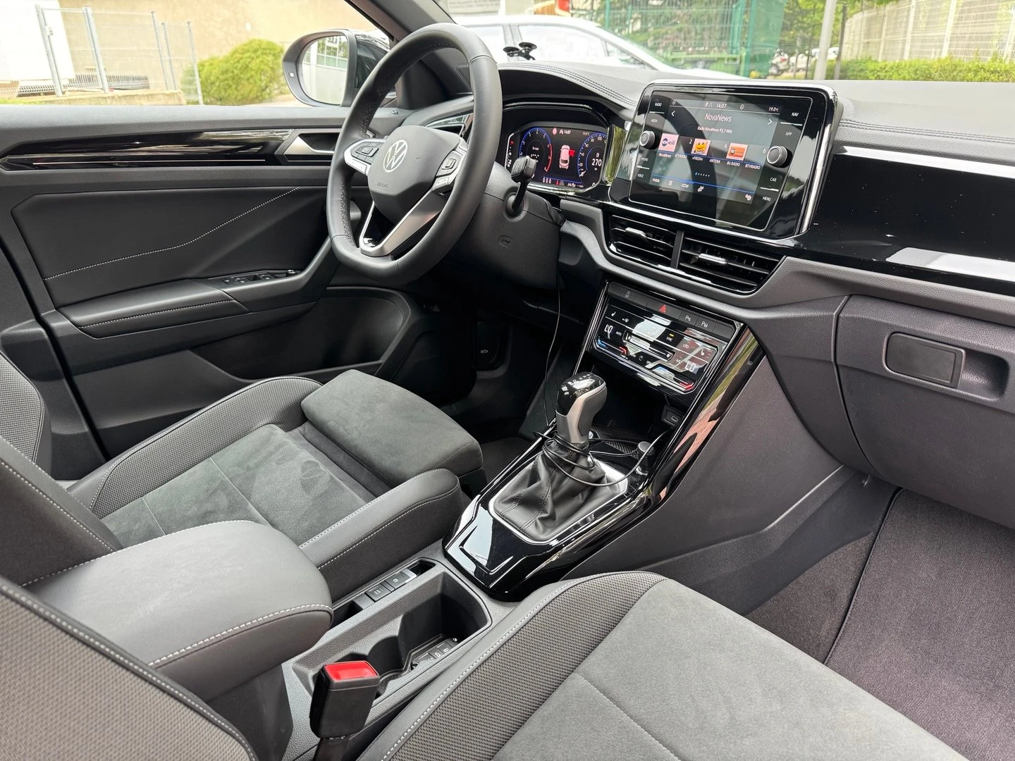 VW T-Roc VW T- Roc Style 1.5 TSI OPF DSG | Mobile.bg � ����������� 9