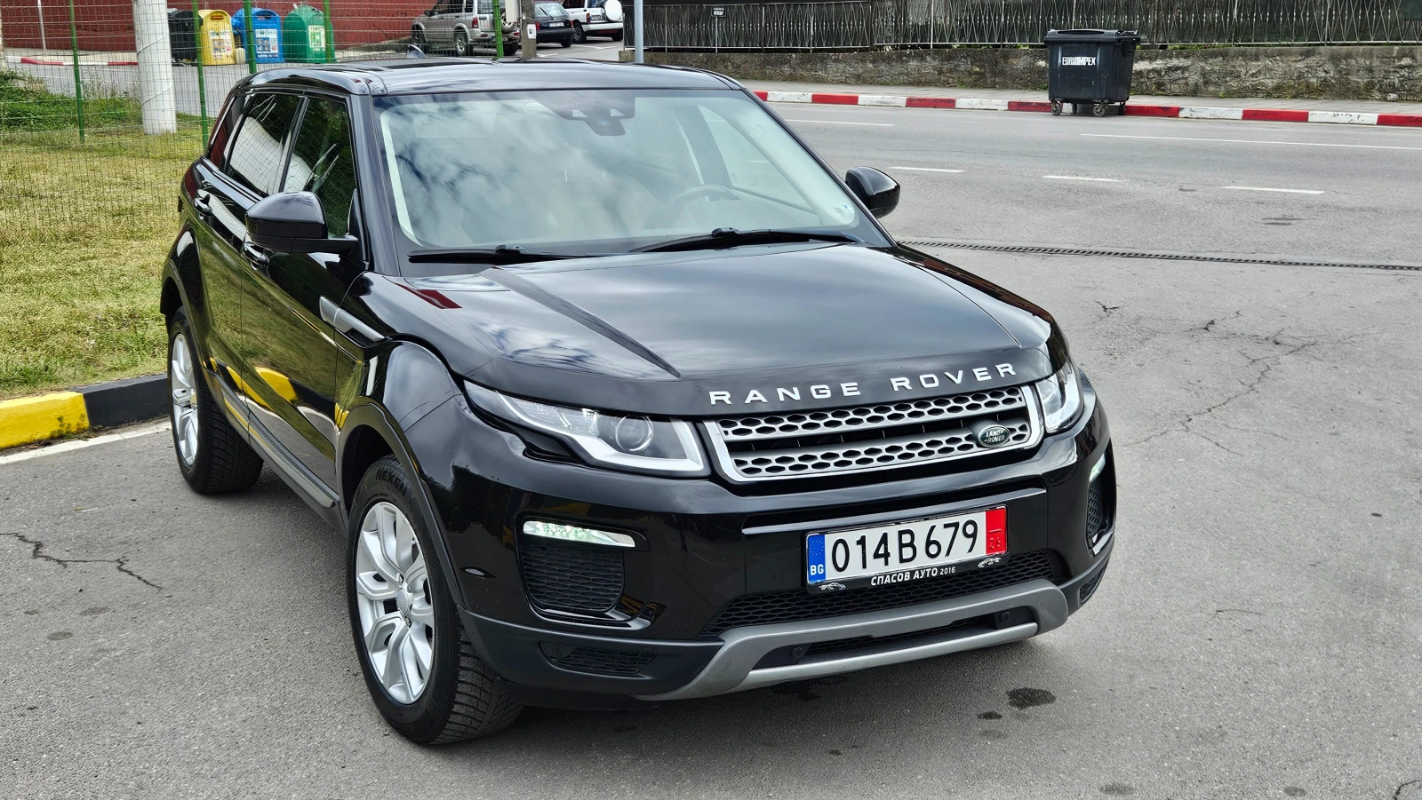 Land Rover Range Rover Evoque 2.0D Facelift/Klimatronik/Koja/Avtomat/4x4 - изображение 8