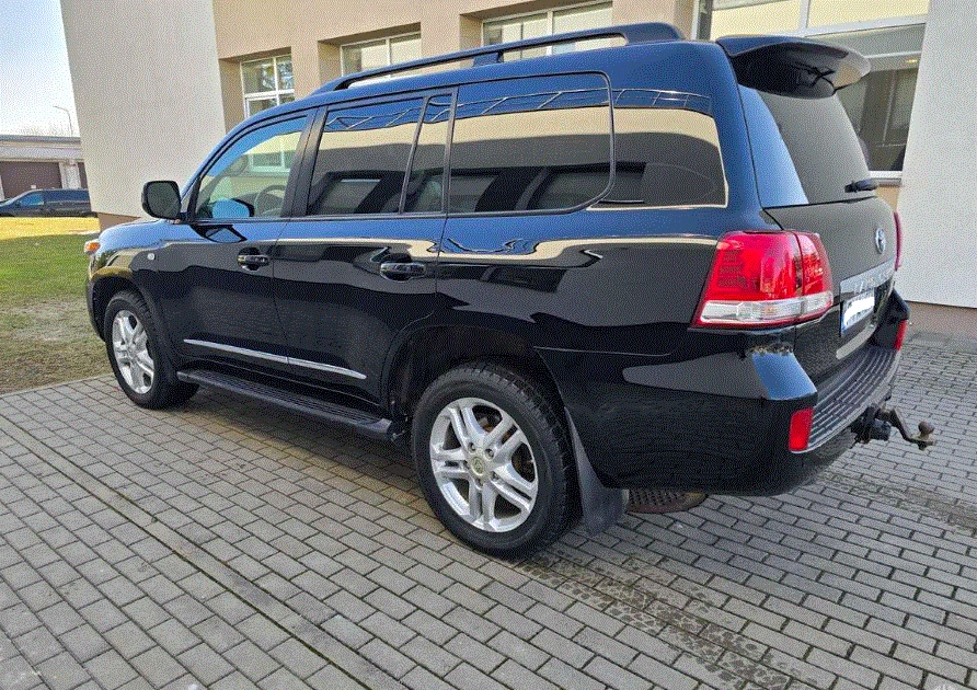 Toyota Land cruiser v8 5, 7 gaz, снимка 5 - Автомобили и джипове - 53865854
