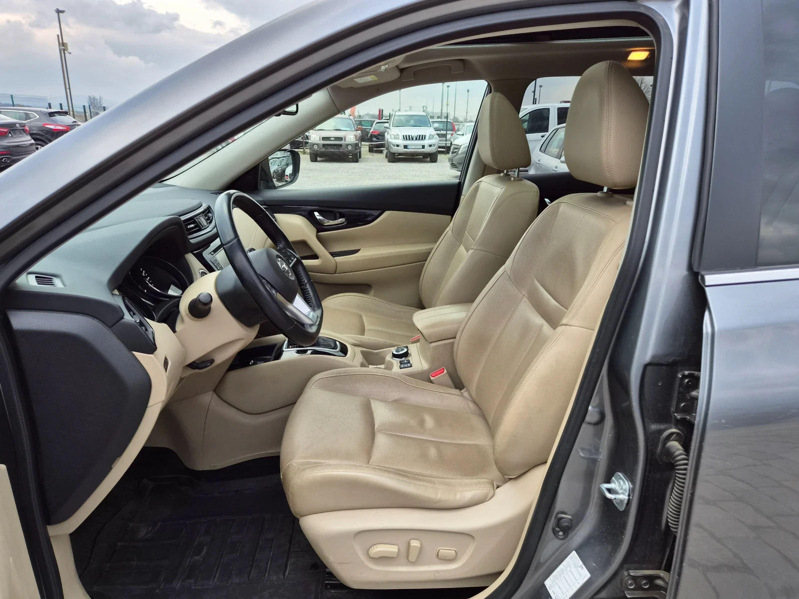 Nissan X-trail 2.0D 177кс Автоматик 4х4 7места TECNA, снимка 9 - Автомобили и джипове - 53964638