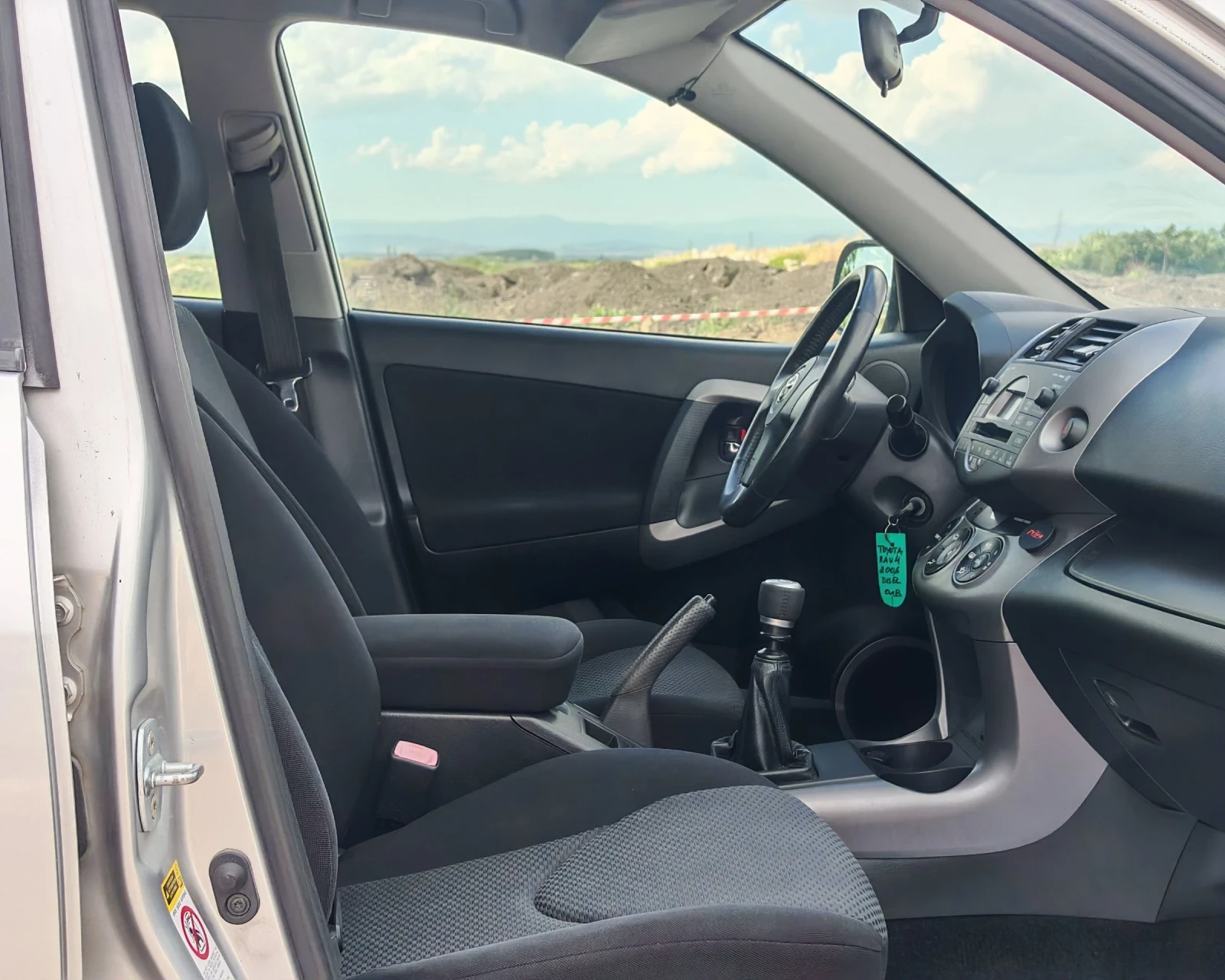 Toyota Rav4 2.2 136 �.�. �����! 4�4!  | Mobile.bg � ����������� 10