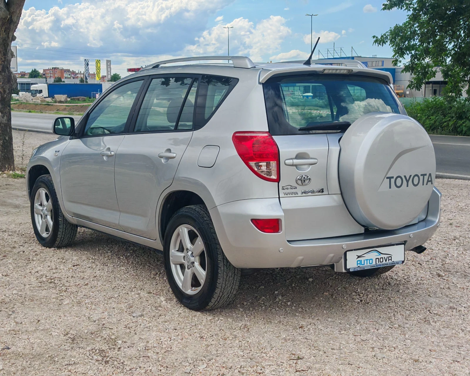 Toyota Rav4 2.2 136 �.�. �����! 4�4!  | Mobile.bg � ����������� 5