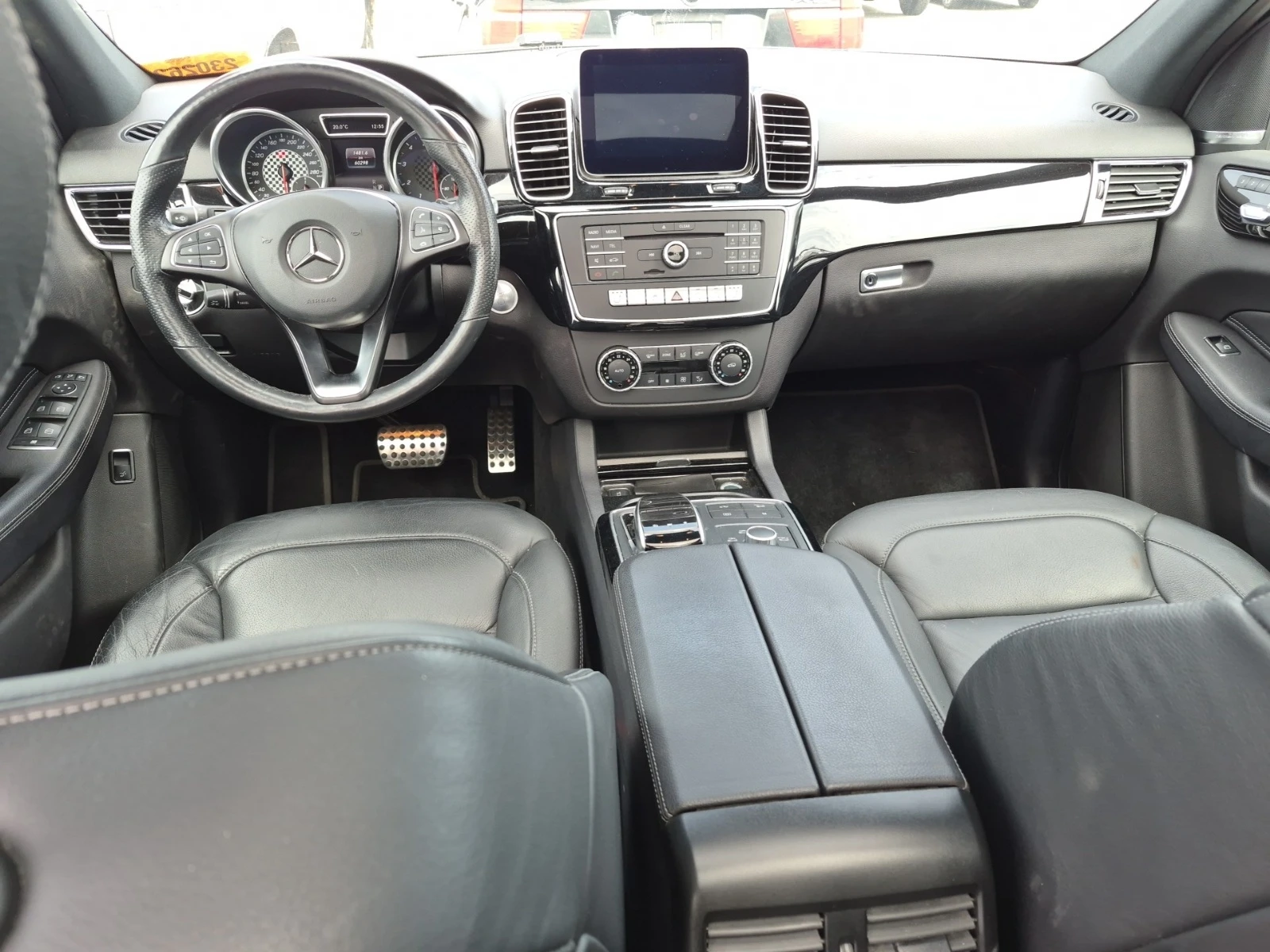 Mercedes-Benz GLE 43 AMG * * CARFAX * * АВТО КРЕДИТ * * , снимка 6 - Автомобили и джипове - 55244167