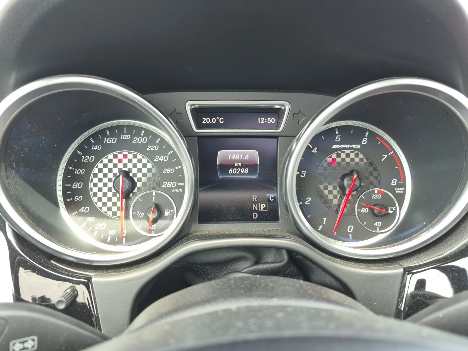Mercedes-Benz GLE 43 AMG * * CARFAX * * АВТО КРЕДИТ * * , снимка 7 - Автомобили и джипове - 55244167
