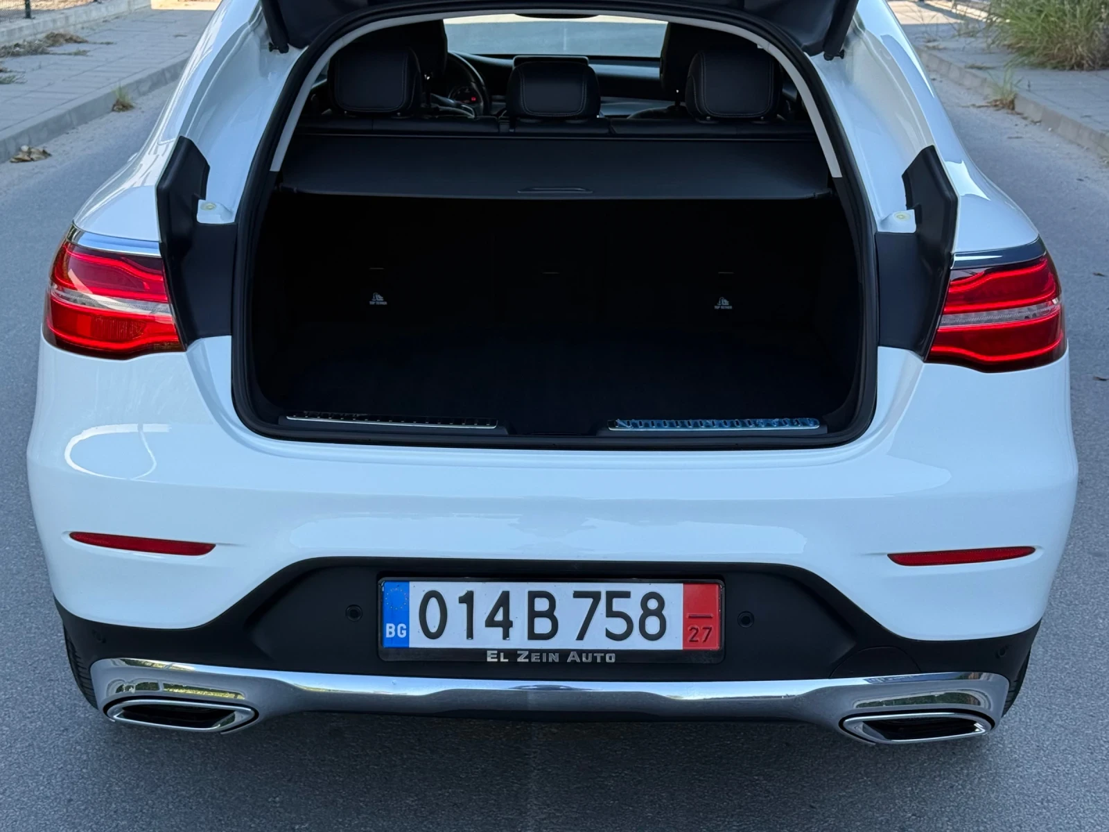 Mercedes-Benz GLC 250 COUPE 4MATIC / MULTIBEAM / 360 КАМЕРИ / ИСТОРИЯ, снимка 5 - Автомобили и джипове - 55499135