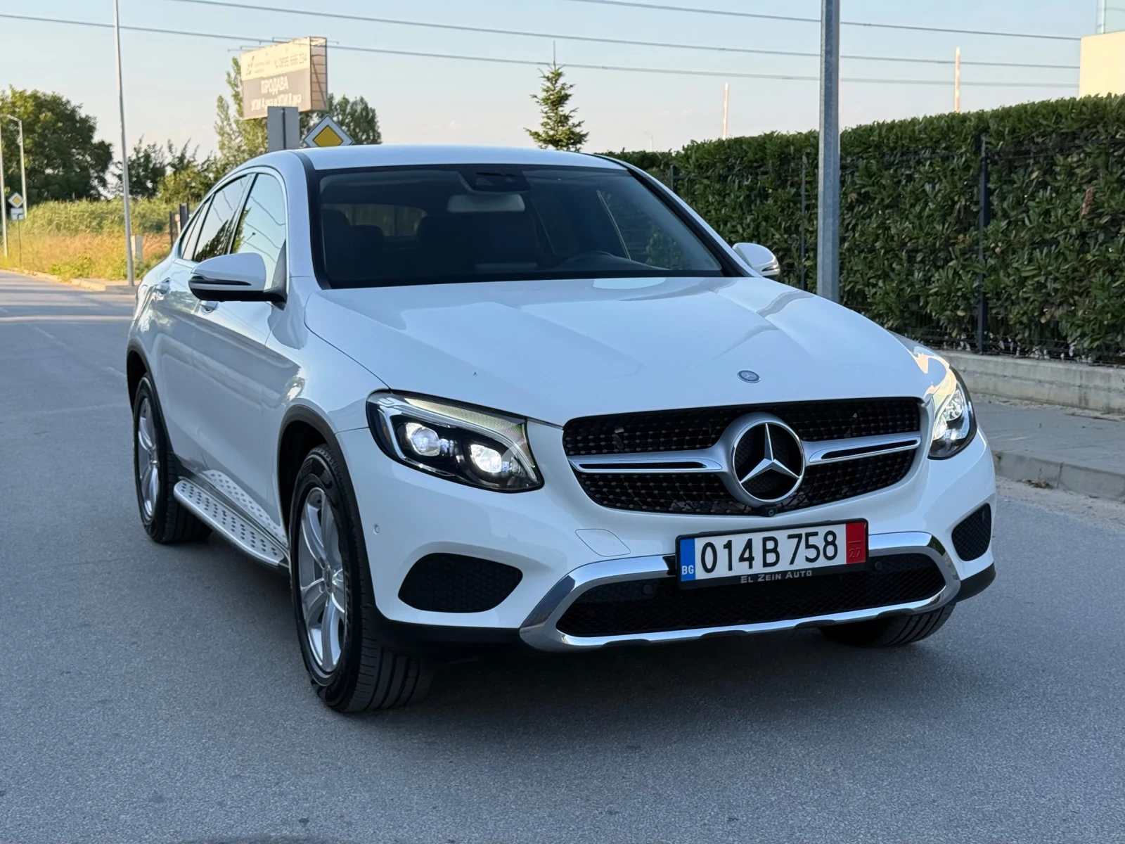 Mercedes-Benz GLC 250 COUPE 4MATIC / MULTIBEAM / 360 КАМЕРИ / ИСТОРИЯ, снимка 3 - Автомобили и джипове - 55499135