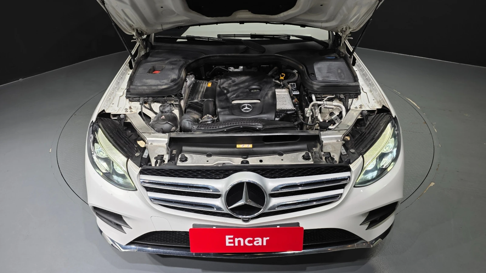 Mercedes-Benz GLC 300 AMG line, 4MATIC, снимка 8 - Автомобили и джипове - 55977824