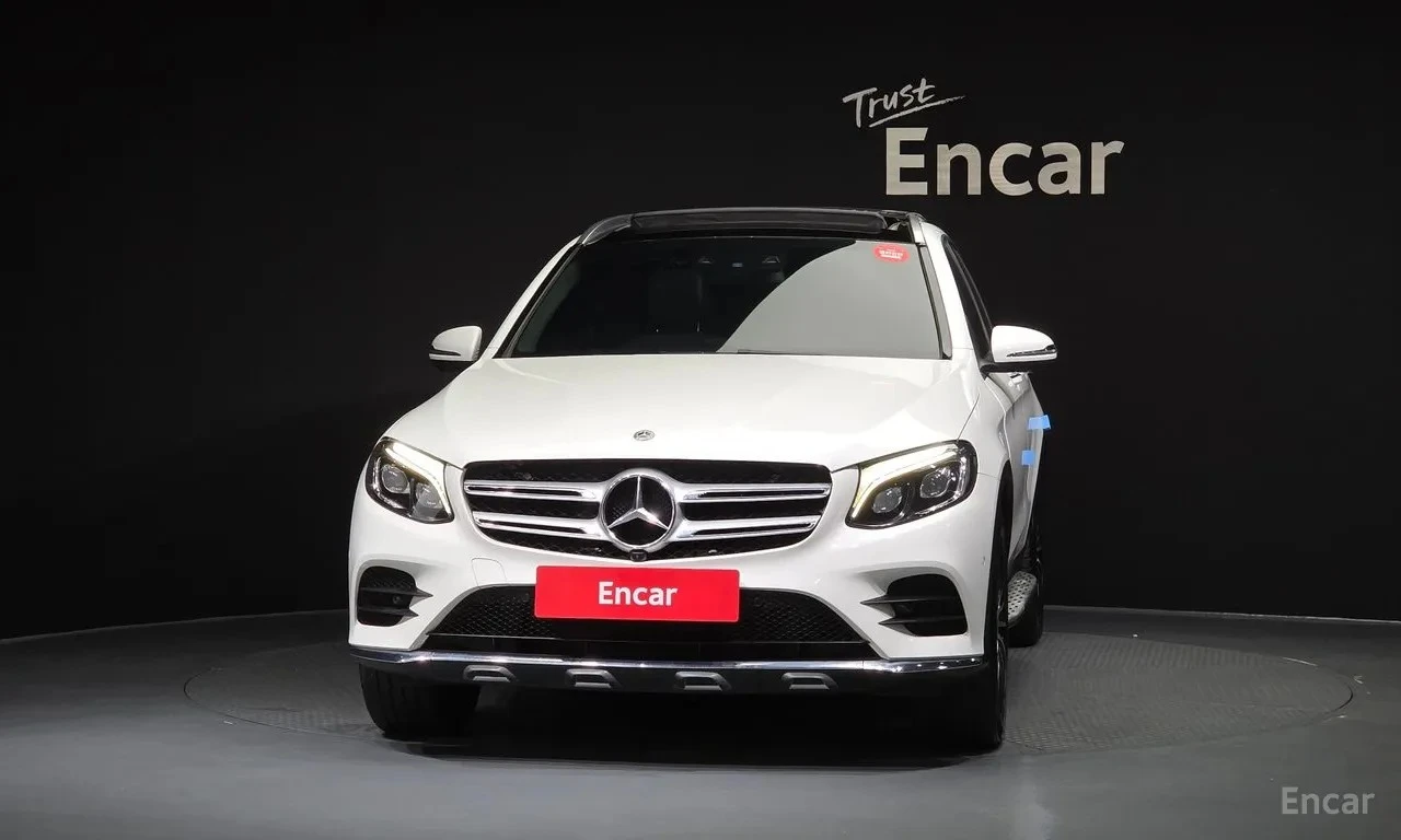 Mercedes-Benz GLC 300 AMG line, 4MATIC, снимка 3 - Автомобили и джипове - 55977824