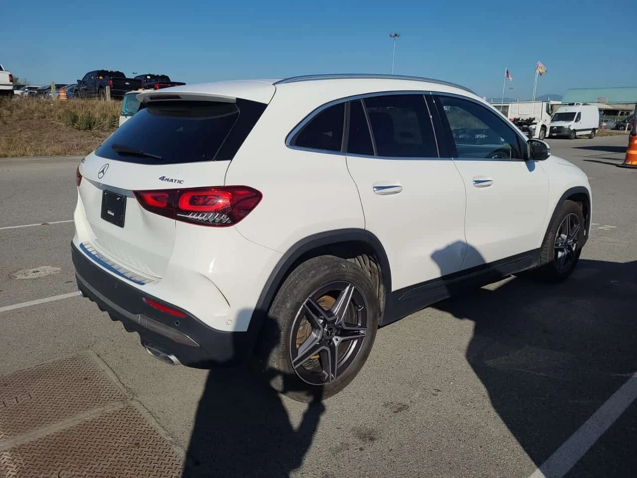 Mercedes-Benz GLA 250 АМГ ПАКЕТ/CARFAX/ФИНАНСИРАНЕ, снимка 3 - Автомобили и джипове - 56186392