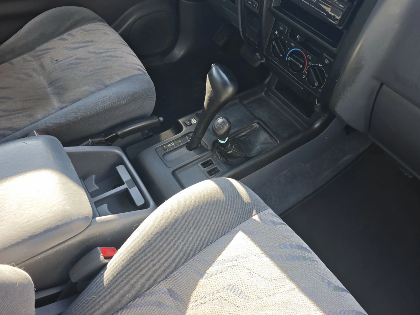 Toyota Land cruiser, снимка 14 - Автомобили и джипове - 56343563