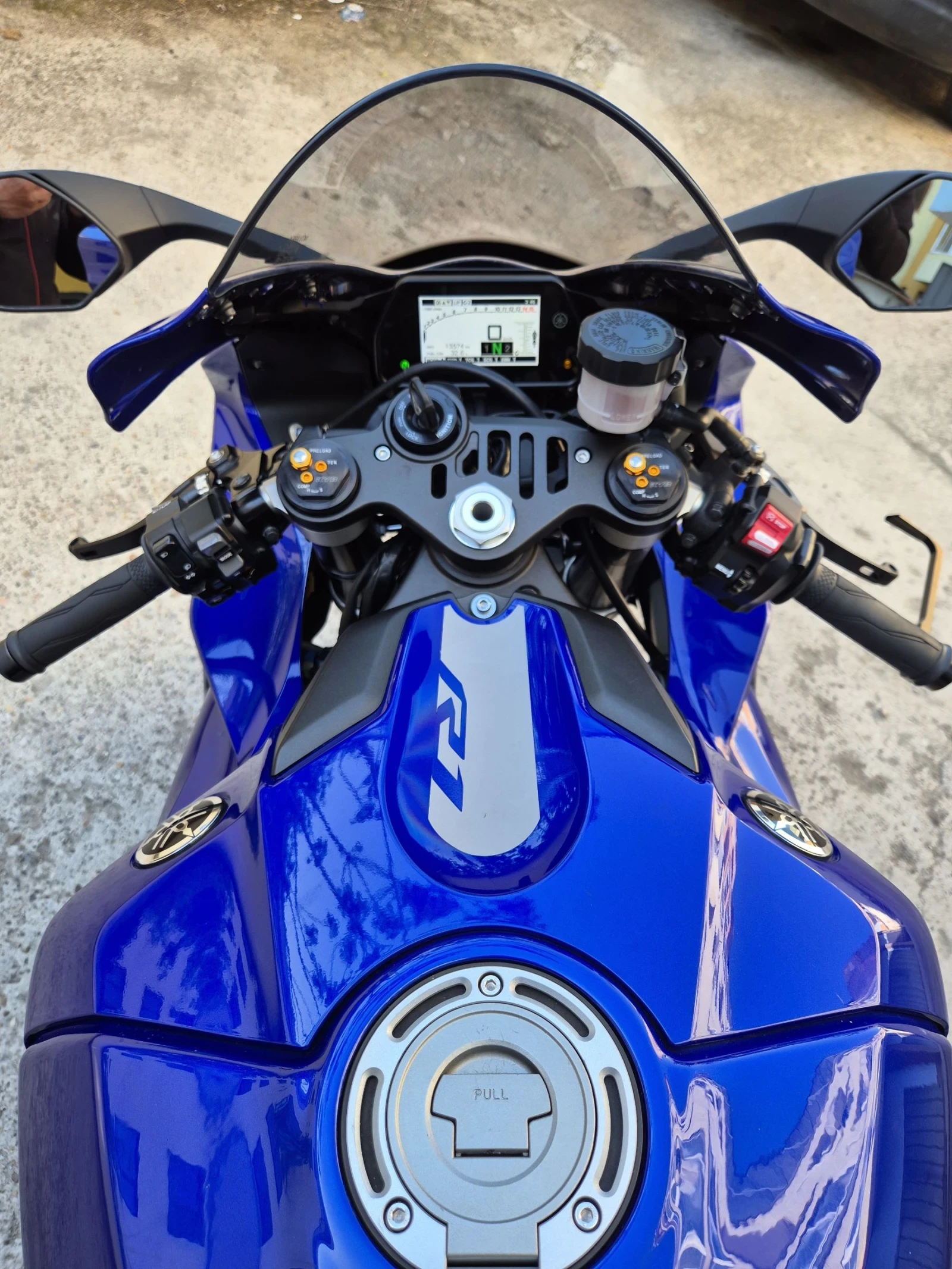 Yamaha YZF-R1 Face Lift Akrapovic , снимка 13 - Мотоциклети и мототехника - 54428700