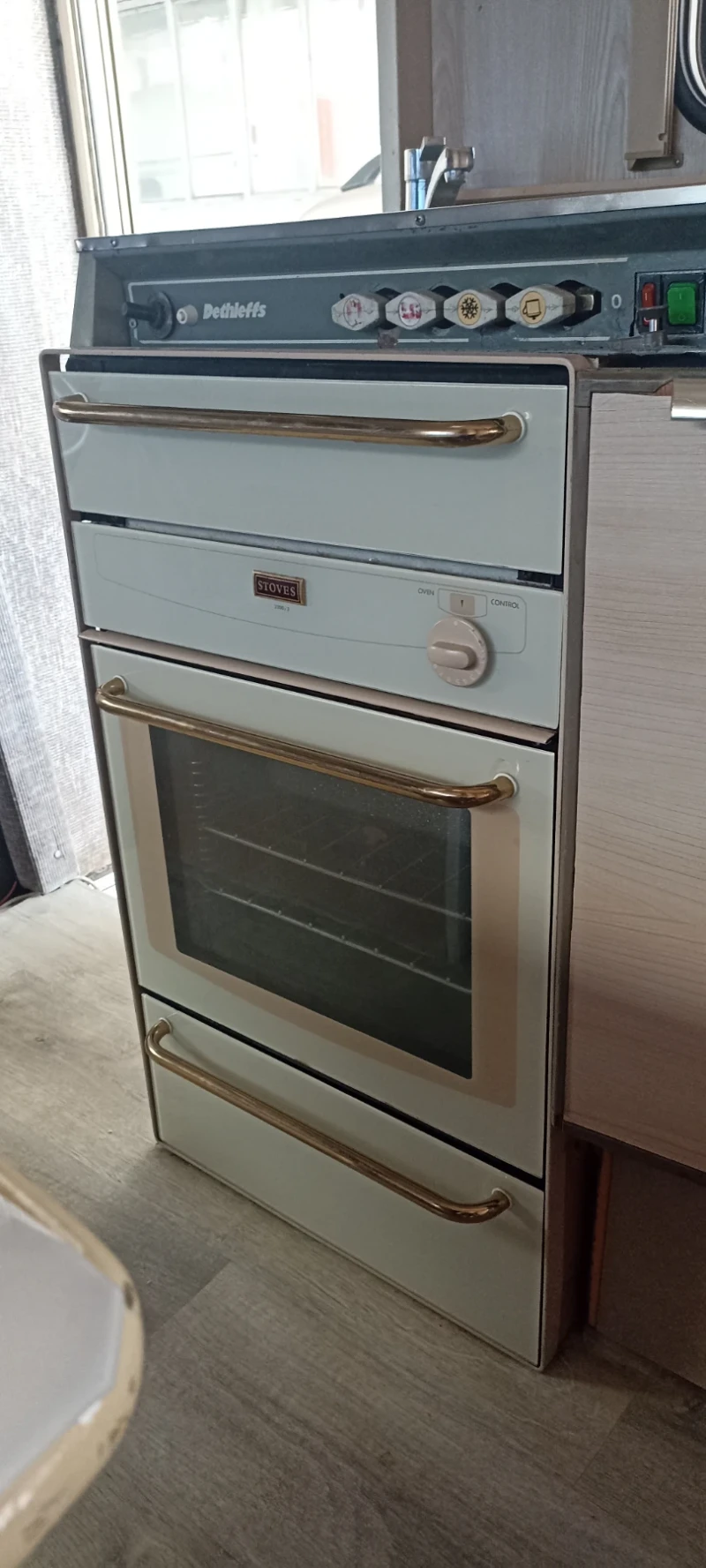 Кемпер Fiat Ducato 2.5 TDI 115 к.с, снимка 12 - Каравани и кемпери - 51993618