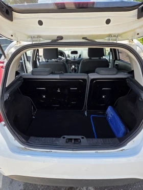 Ford Fiesta 1.6 TDCi, снимка 13