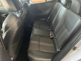Toyota Yaris Cross 4x4* Head-Up , снимка 9