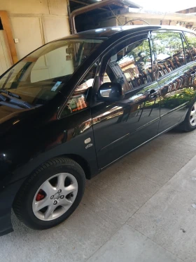 Toyota Corolla verso, снимка 3