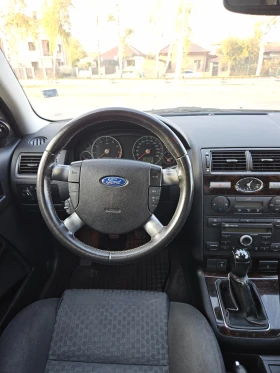 Ford Mondeo 2.0i GHIA, снимка 2