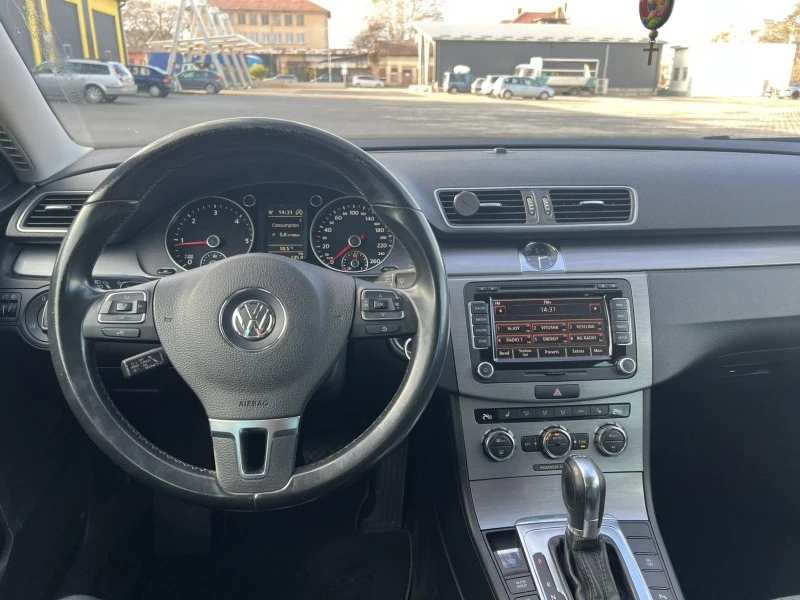 VW Passat, снимка 7 - Автомобили и джипове - 47684935