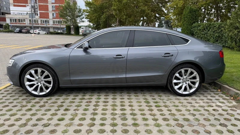 Audi A5 2.0tdi, снимка 4 - Автомобили и джипове - 47302709